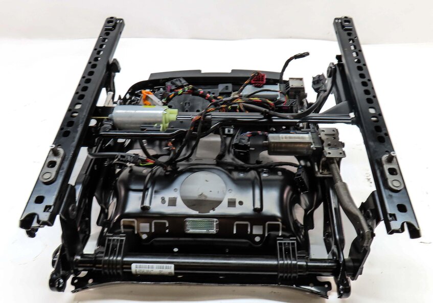 Thumbnail 6: 08-13 AUDI A5 S5 RS5 (B8 8T) LEFT FRONT DRIVER SPORT SEAT TRACK w/ MOTORS