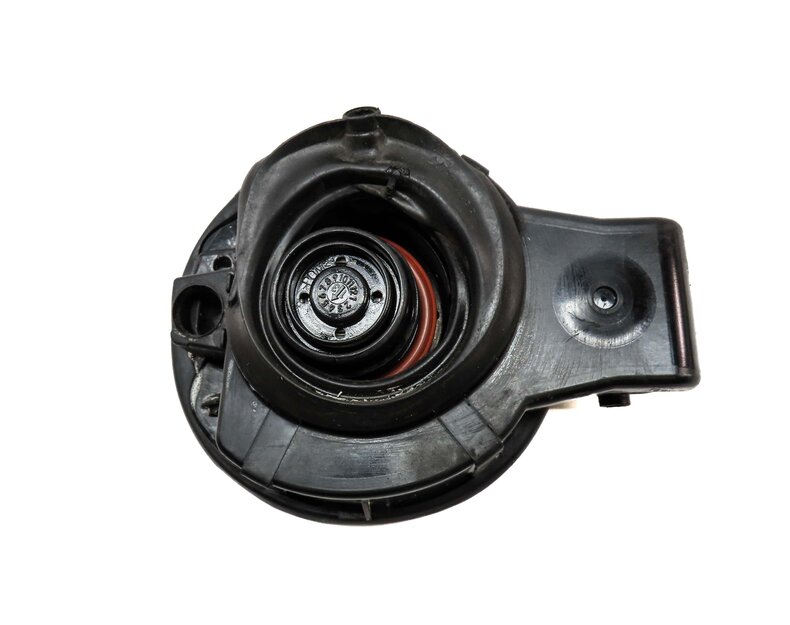 Thumbnail 5: 2013-2015 AUDI RS5 (B8 8T) FUEL TANK DOOR HOUSING w/ LID COVER TRIM (SILVER)