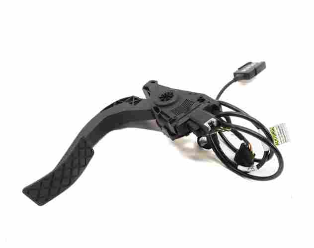 Thumbnail 2: 2014 AUDI RS5 COUPE (B8) AFTERMARKET PEDALBOX THROTTLE GAS PEDAL w/CONTROLLER