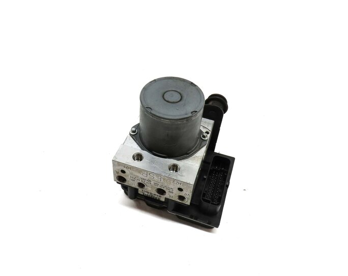 2013-2014 AUDI RS5 (B8 8T) ABS ANTI LOCK BRAKE PUMP w/ MODULE
