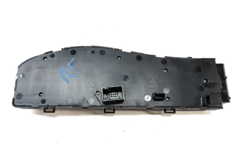 Thumbnail 5: 2006 BMW Z4 CONVERTIBLE (E85) FRONT RIGHT PASSENGER SEAT ADJUST SWITCH (BLACK)