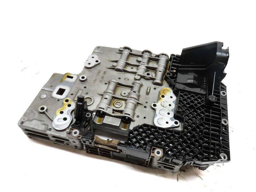 2006-2008 BMW Z4 (E85) 3.0L ENGINE - A/T TRANSMISSION VALVE BODY w/ MECHATRONIC