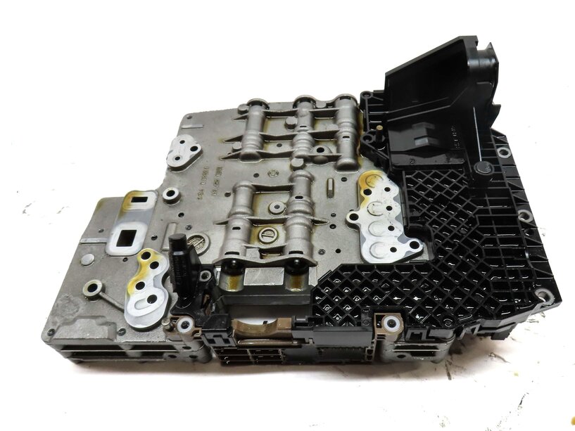 Thumbnail 2: 2006-2008 BMW Z4 (E85) 3.0L ENGINE - A/T TRANSMISSION VALVE BODY w/ MECHATRONIC