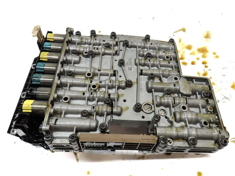 Thumbnail 6: 2006-2008 BMW Z4 (E85) 3.0L ENGINE - A/T TRANSMISSION VALVE BODY w/ MECHATRONIC