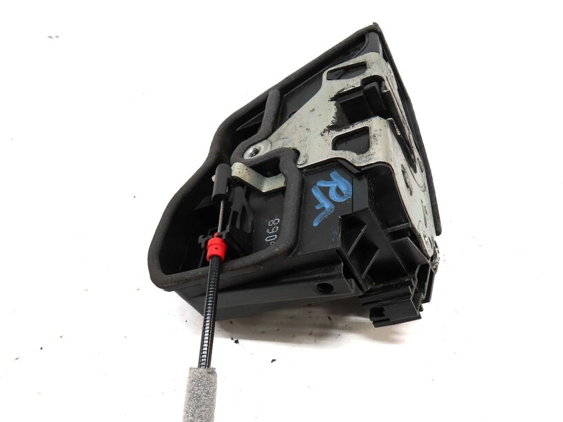Thumbnail 5: 03-18 E87 F22 E90 E60 F10 F12 F01 F13 E65 F06 F04 E70 E71 RIGHT FRONT DOOR LATCH