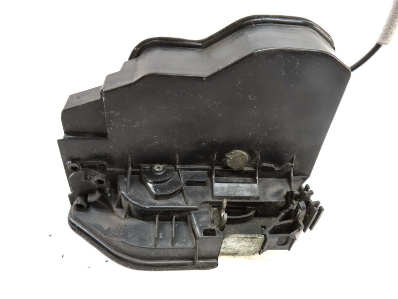 Thumbnail 7: 03-18 E87 F22 E90 E60 F10 F12 F01 F13 E65 F06 F04 E70 E71 RIGHT FRONT DOOR LATCH
