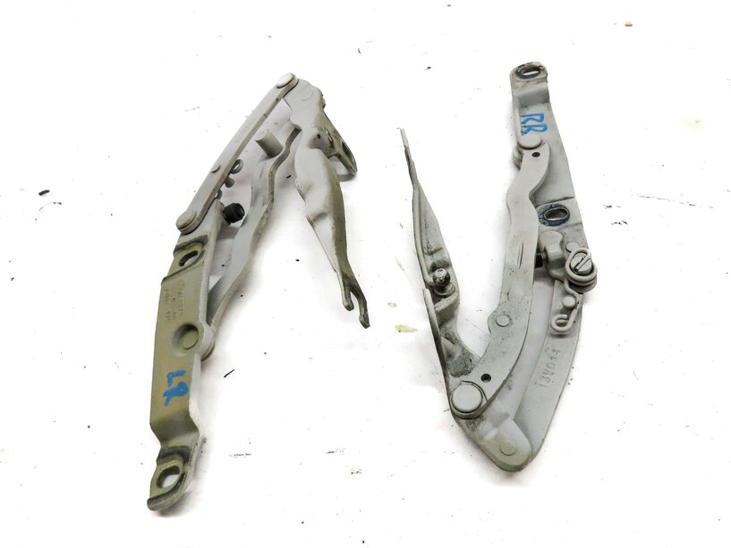 Thumbnail 2: 2003-2008 BMW Z4 (E85) ROADSTER CONVERTIBLE REAR TRUNK HINGE SET/2 (WHITE)