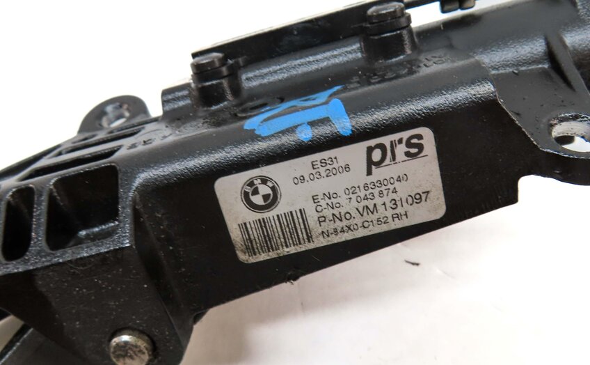 Thumbnail 11: 2006 BMW Z4 CONVERTIBLE (E85) CANOPY TOP OPEN CLOSE LATCH SET 2 7043873 7043874