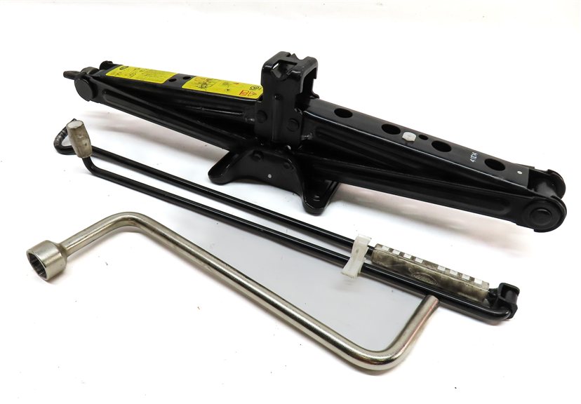 2013-2022 RANGE ROVER SPORT (L405 L494) SPARE TIRE JACK LUG WRENCH SET