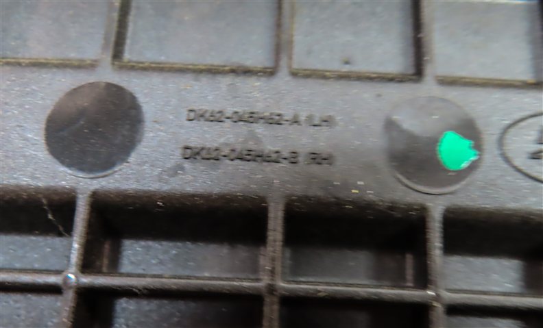 Thumbnail 5: LAND ROVER RANGE ROVER SPORT (L494) FRONT CENTER CONSOLE DUAL CUPHOLDER