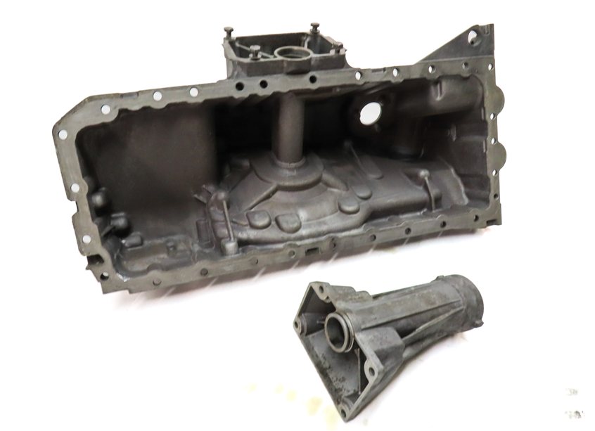 Thumbnail 3: 2011-2014 BMW X5 X6 (E70 E71) AWD 3.0L N55 ENGINE OIL PAN w/ OUTPUT AXLE FLANGE