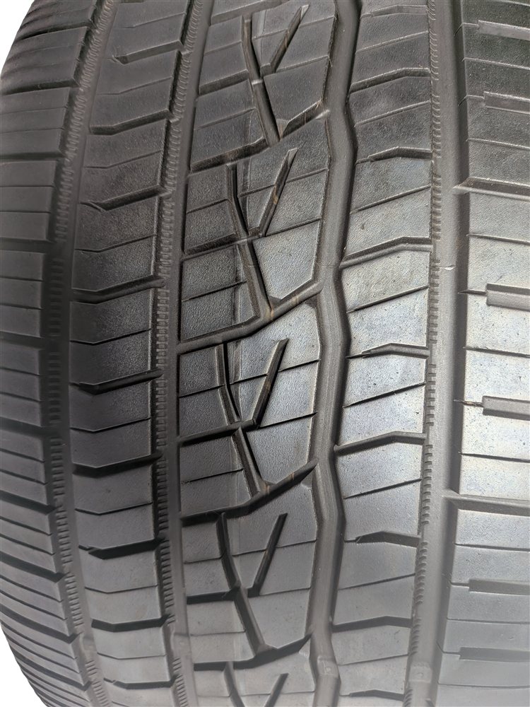 Thumbnail 2: CONTINENTAL CONTROLCONTACT SPORT SRS+ 275/40ZR20 106Y 7/32 DOT 3622 TIRE
