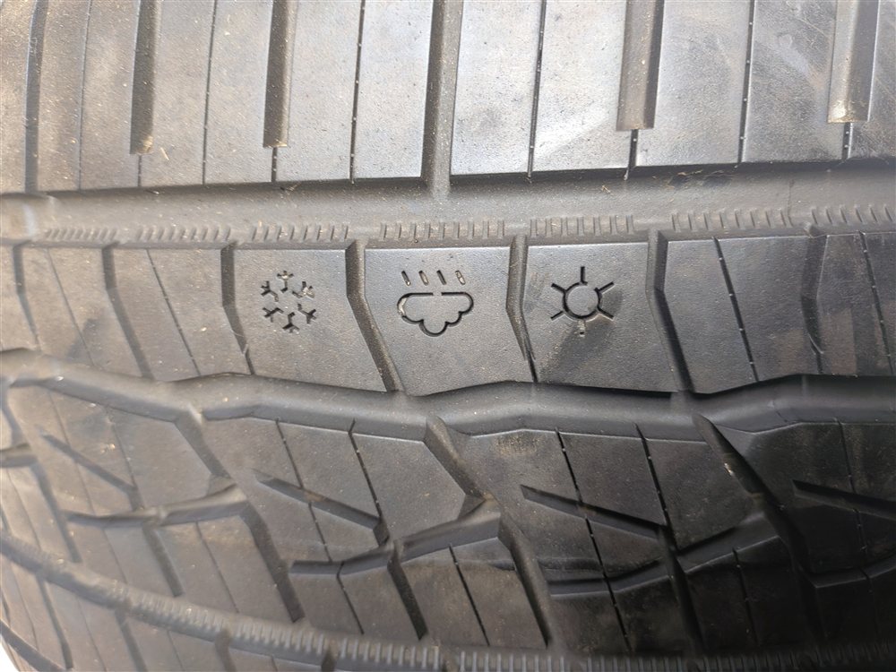 Thumbnail 11: CONTINENTAL CONTROLCONTACT SPORT SRS+ 275/40ZR20 106Y 8/32 DOT 3622 TIRE