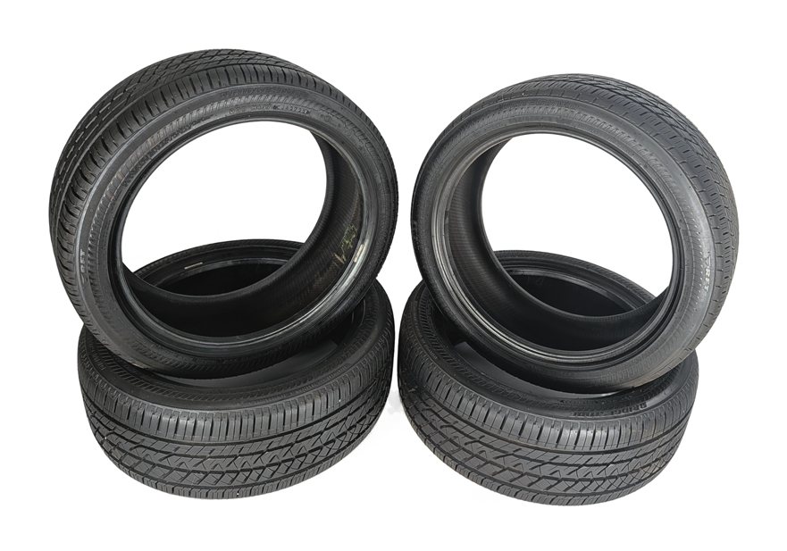 Thumbnail 2: BRIDGESTONE DRIVEGUARD 225/45RF18 95W RUN FLAT ALLSEASON 6/32 DOT3221 TIRE SET/4