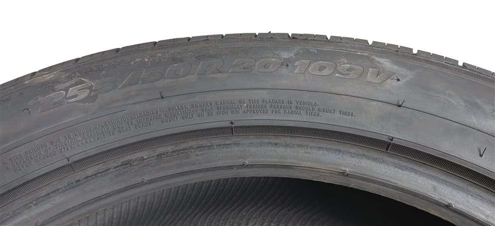 Thumbnail 5: TOYO OPEN COUNTRY Q/T 255/50R20 109V ALL SEASON 10/32 DOT 3522 TIRE