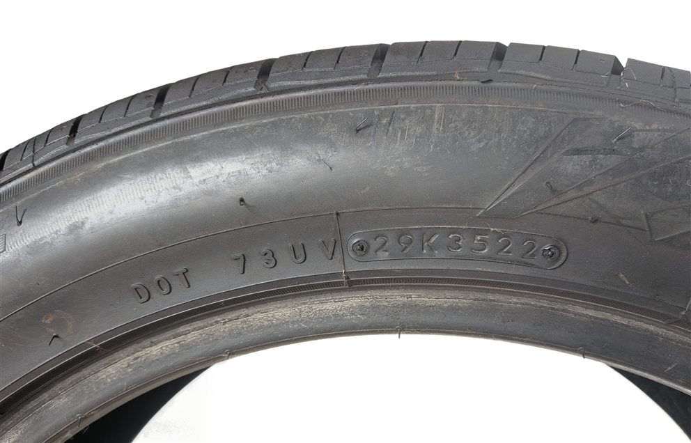 Thumbnail 7: TOYO OPEN COUNTRY Q/T 255/50R20 109V ALL SEASON 10/32 DOT 3522 TIRE