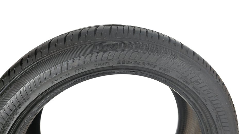 Thumbnail 7: BRIDGESTONE DRIVEGUARD 225/50RF18 95W RUN FLAT ALL SEASON 9/32 DOT 3321 TIRE