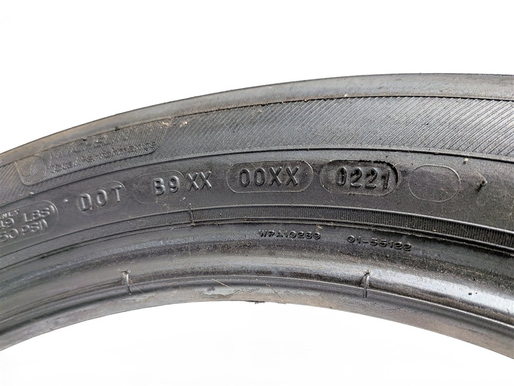 Thumbnail 10: MICHELIN DEFENDER LTX M/S 255/50R19 107H ALL SEASON 6/32 DOT 0221 TIRE