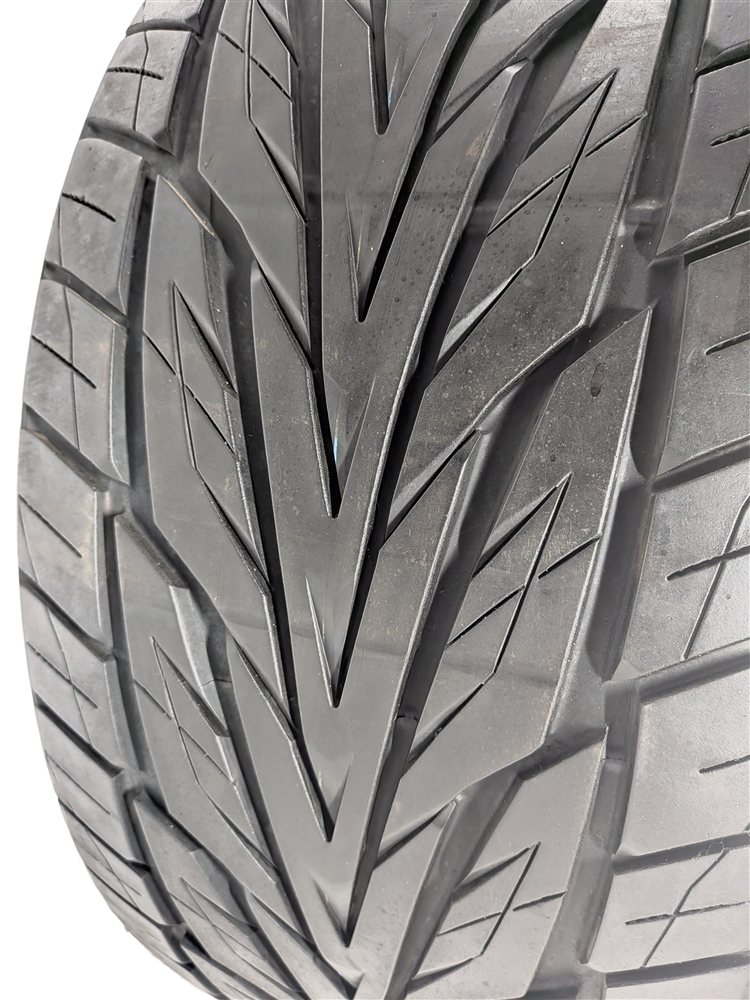 Thumbnail 2: TOYO PROXES ST III 285/35R22 106W ALL SEASON 8/32 DOT 4120 TIRE