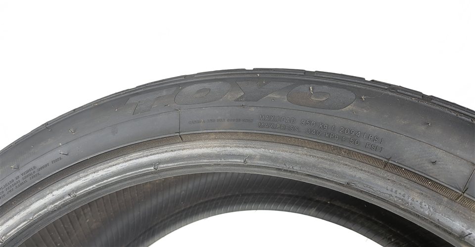 Thumbnail 4: TOYO PROXES ST III 285/35R22 106W ALL SEASON 8/32 DOT 4120 TIRE