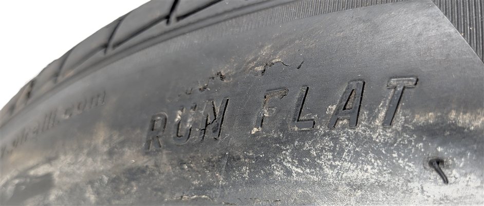 Thumbnail 12: PIRELLI CINTURATO P7 ALL SEASON RUN FLAT 245/50R18 100V 7/32 DOT 3621 TIRE