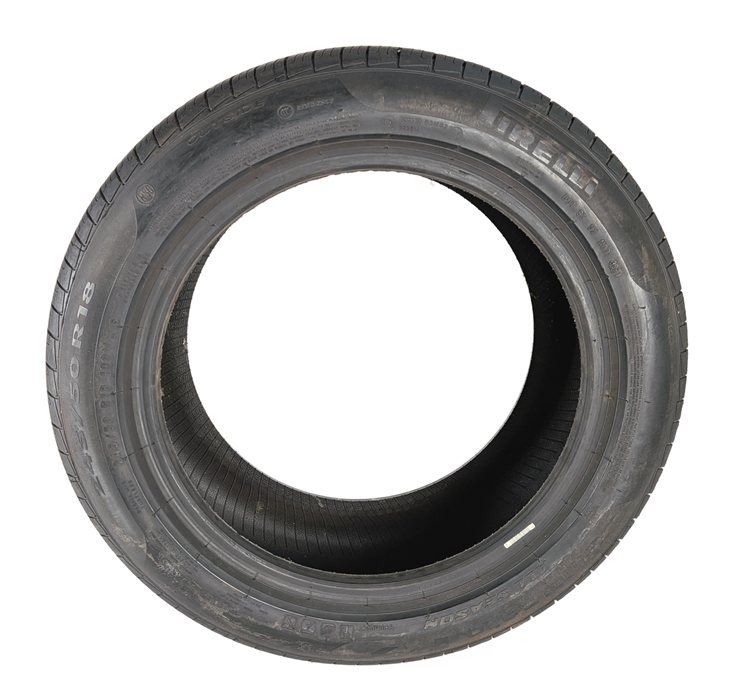 Thumbnail 3: PIRELLI CINTURATO P7 ALL SEASON RUN FLAT 245/50R18 100V 7/32 DOT 3621 TIRE