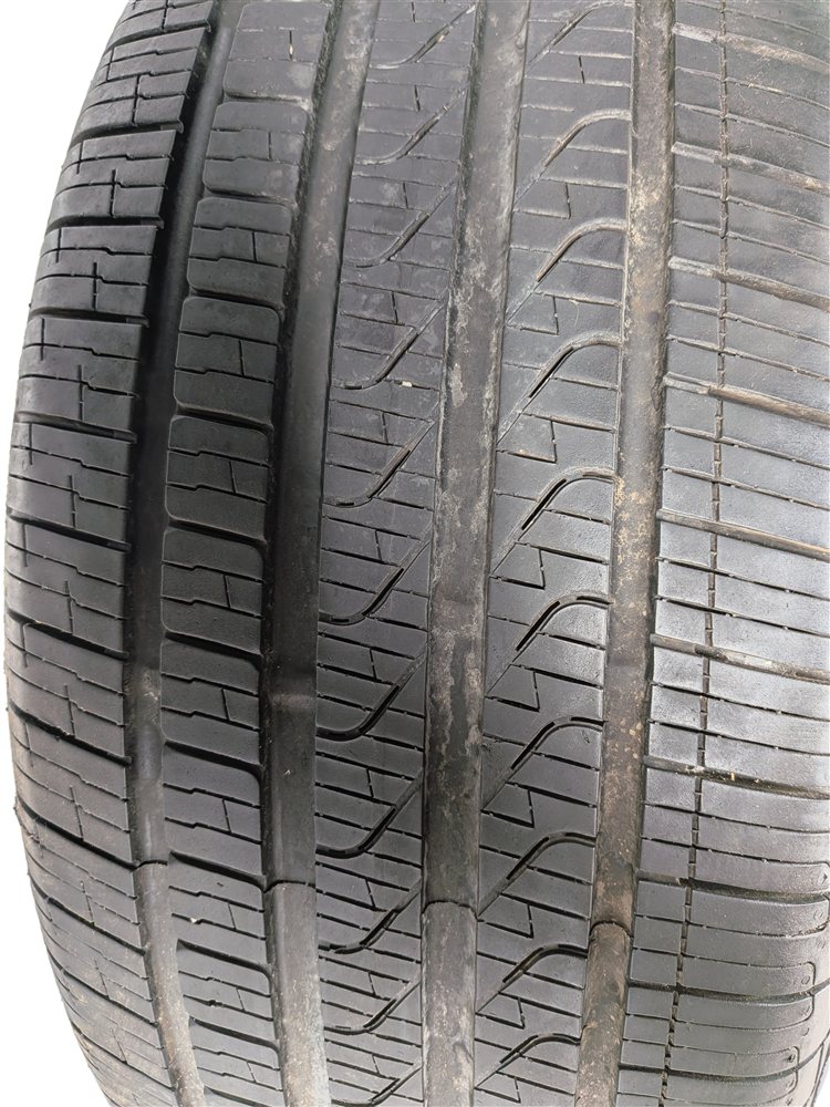Thumbnail 2: PIRELLI CINTURATO P7 ALL SEASON RUN FLAT 245/50R18 100V 7/32 DOT 3221 TIRE