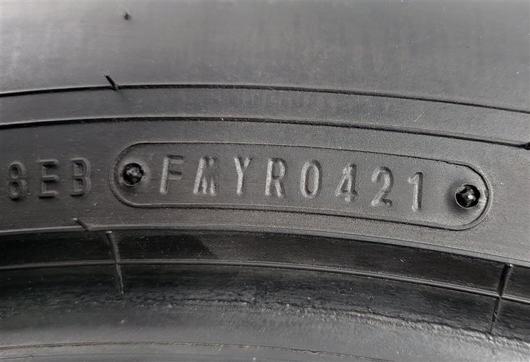 Thumbnail 8: FALKEN WILDPEAK A/T TRAIL 255/55R19 111V ALL TERRAIN 7/32 DOT 0421 TIRE