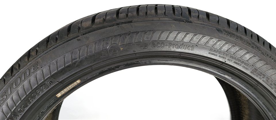 Thumbnail 4: BRIDGESTONE DRIVEGUARD RUN FLAT 255/40RF18 99W ALL SEASON 9/32 DOT 3821 TIRE