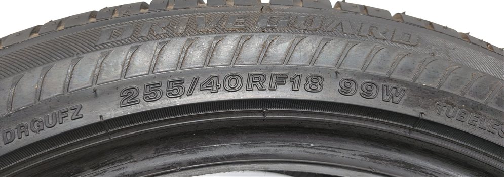 Thumbnail 9: BRIDGESTONE DRIVEGUARD RUN FLAT 255/40RF18 99W ALL SEASON 9/32 DOT 3821 TIRE
