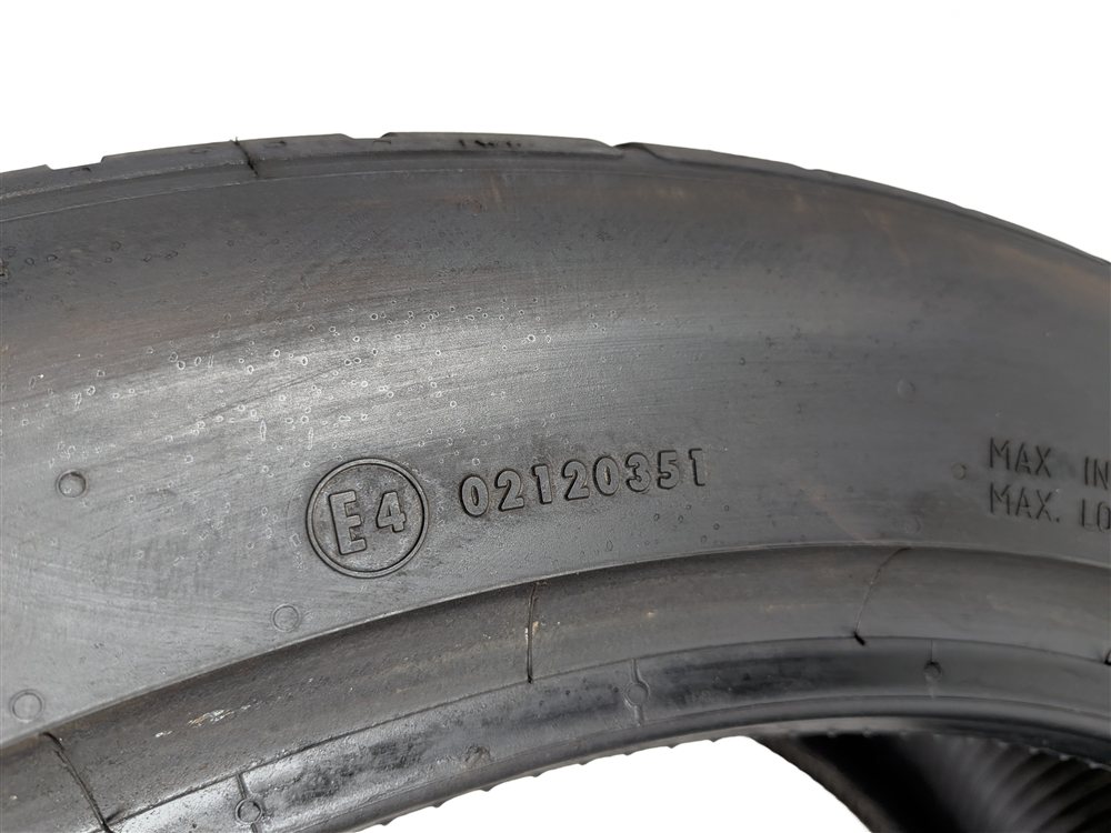 Thumbnail 13: CONTINENTAL EXTREMECONTACT DWS 06 PLUS 275/40ZR20 106Y XL A/S 8/32 DOT 1223 TIRE
