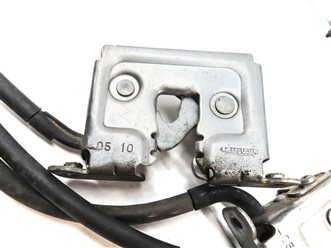 Thumbnail 6: 2011 BMW X5 (E70) LEFT & RIGHT LOWER HOOD LATCH SET 2 w/ CABLES