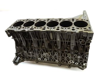 Thumbnail 1: 09-13 BMW X5 335D (E70 E90) 3.0L TWIN TURBO M57Y DIESEL ENGINE - CYLINDER BLOCK