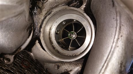 Thumbnail 4: 2009-2013 BMW X5 (E70) 3.0L M57 DIESEL ENGINE TURBOCHARGER ASSEMBLY w/ MANIFOLD