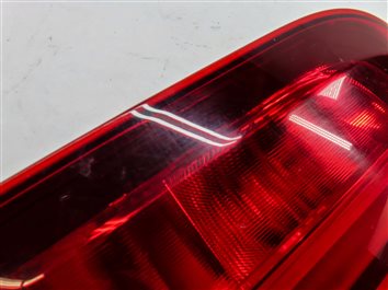 Thumbnail 7: 11-13 BMW X5 X5M (E70) RIGHT PASSENGER INNER TAILLIGHT LIGHT LAMP (INCANDESCENT)