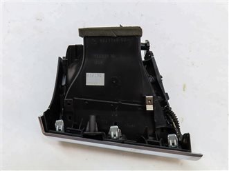 Thumbnail 5: 2011 BMW X5 (E70) FRONT RIGHT PASSENGER DASH OUTER A/C HEATER AIR VENT (Black)