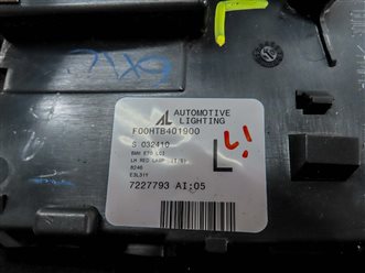 Thumbnail 6: 11-13 BMW X5 X5M (E70) LEFT DRIVER INNER TAILLIGHT LIGHT LAMP (INCANDESCENT)