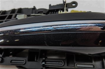Thumbnail 7: 2011-2016 BMW 528i 535i 550i M5 (F10) RIGHT FRONT DOOR HANDLE w/ LIGHT (Gray)