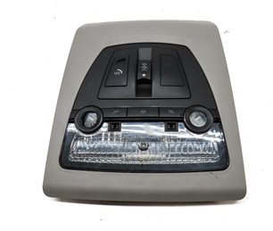 Thumbnail 2: 2011 BMW 535Xi (F10) FRONT INTERIOR OVERHEAD DOME LIGHT W/SWITCHES(Gray)