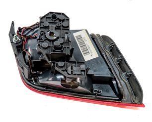 Thumbnail 6: 11-13 BMW 528i 535i 550i M5 (F10) RIGHT REAR INNER TRUNK TAILLIGHT LIGHT LAMP