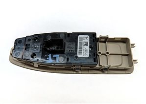 Thumbnail 6: 2014-2020 BMW 428i 430i 435i 440i M4 (F32) COUPE - DRIVER PFOLD WINDOW SWITCH