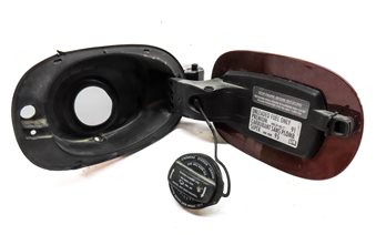 Thumbnail 7: 2011-2018 PORSCHE CAYENNE (958) FUEL TANK DOOR w/ HOUSING (Auburn)