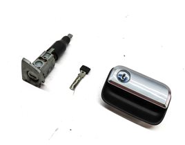 2011 PORSCHE CAYENNE HYBRID (958) FRONT LEFT DRIVER DOOR GLOVEBOX LOCK KEY SET/3