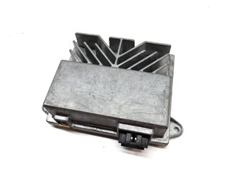 Thumbnail 1: 2011 PORSCHE CAYENNE HYBRID (958) RADIO STEREO SOUND SYSTEM AMPLIFIER AMP