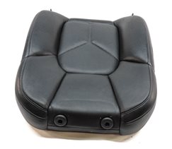 Thumbnail 4: 2011 PORSCHE CAYENNE HYBRID 958 FRONT RIGHT PASSENGER UPPER SEAT CUSHION(Black)