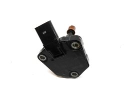 Thumbnail 2: 2017 AUDI Q5 (B8 8R) 3.0L (CTUC) ENGINE MOTOR OIL LEVEL SENSOR