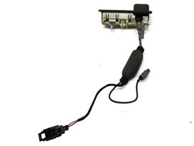 Thumbnail 4: 08-17 AUDI A3 S3 A4 S4 A5 S5 A7 Q5 (B8 8K 8T 8R 8V) REAR TRUNK HANDLE w/ CAMERA