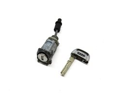 2017 AUDI Q5 (B8 8R) FRONT LEFT DRIVER DOOR LOCK CYLINDER w/KEY SET/2