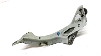 Thumbnail 3: 2012 AUDI A6 (C7 4G) FRONT LEFT DRIVER FENDER MOUNT BRACKET