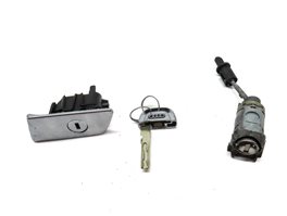 Thumbnail 2: 2012 AUDI A6 (C7 4G) FRONT DRIVER DOOR LOCK CYLINDER GLOVE BOX LATCH KEY SET/2